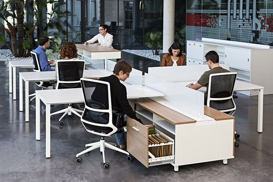 vách ngăn bàn làm việc nhựa